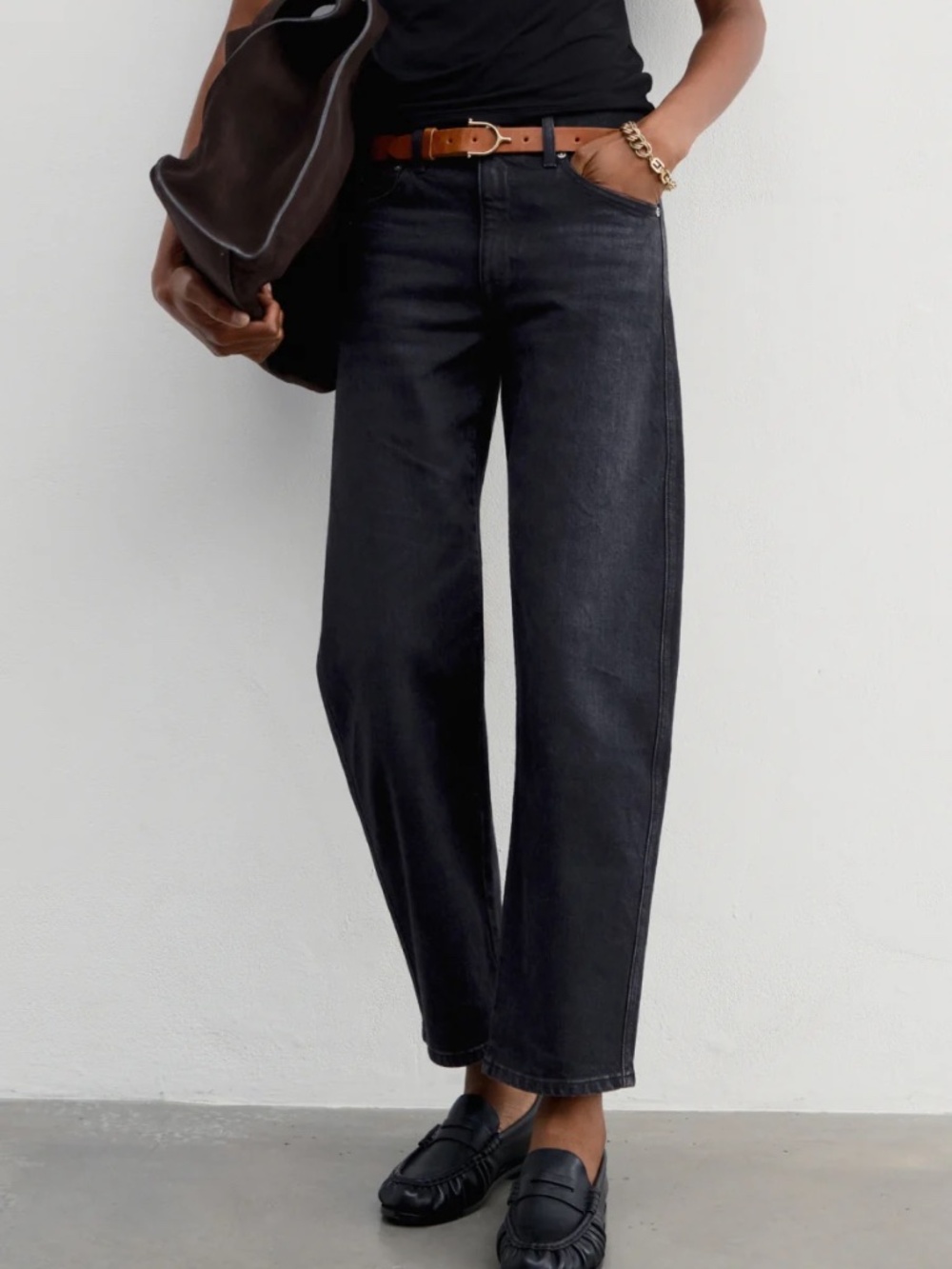 AYR The Knockout Barrel Leg Jeans in Film Noir (Black) | Size 29